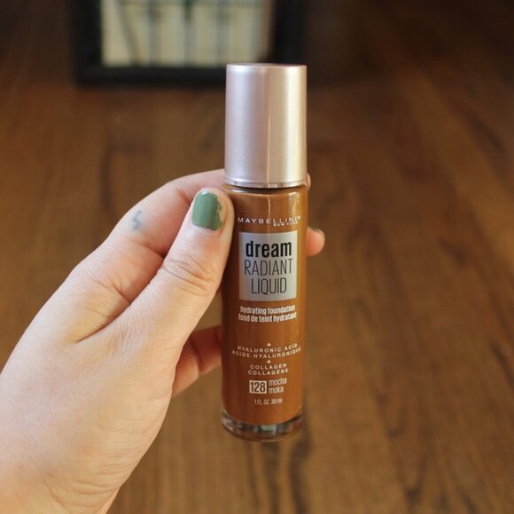 Variety Cosmetic Bundle of Liquid Foundation | L'Oréal Paris, Maybelline… - Picture 8 of 12
